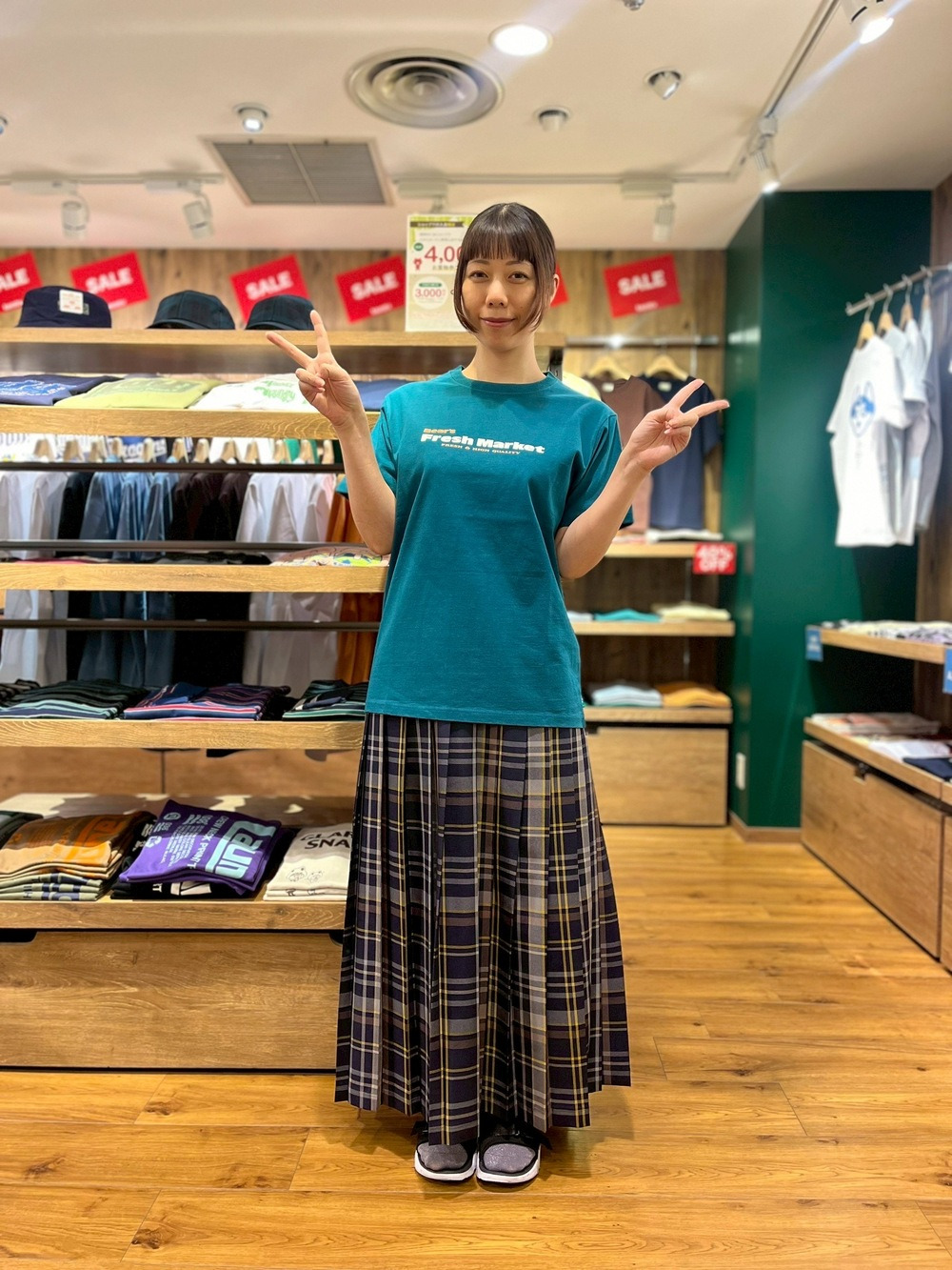 【新品未開封】コインランドリーTシャツ 【Rumania Montevideo】 LAUNDRY ONLINE STORE｜ランドリーTシャツ公式通販