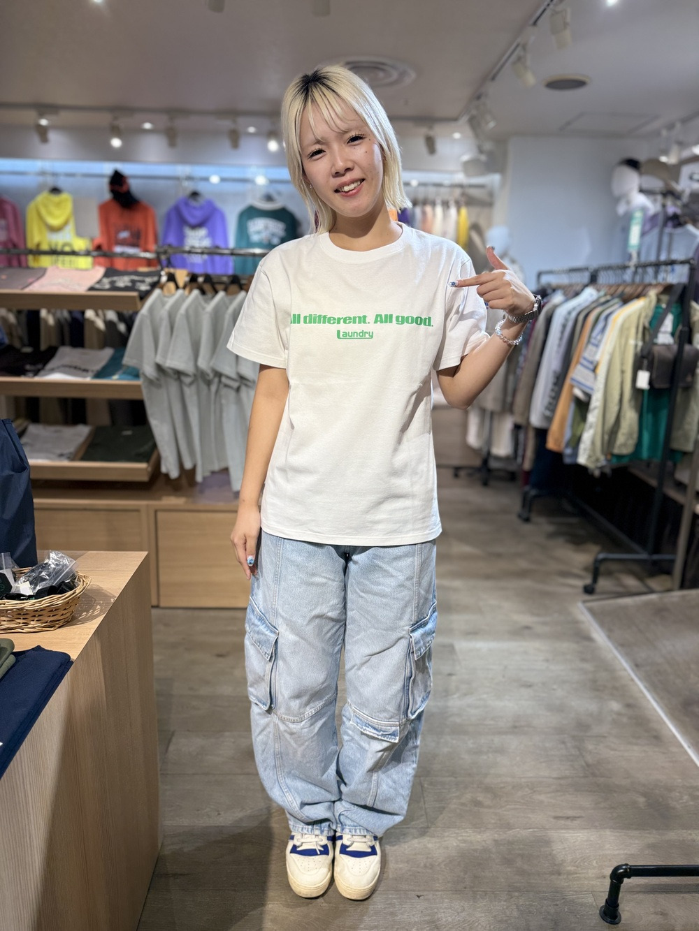 LAUNDRY ONLINE STORE｜ランドリーTシャツ公式通販