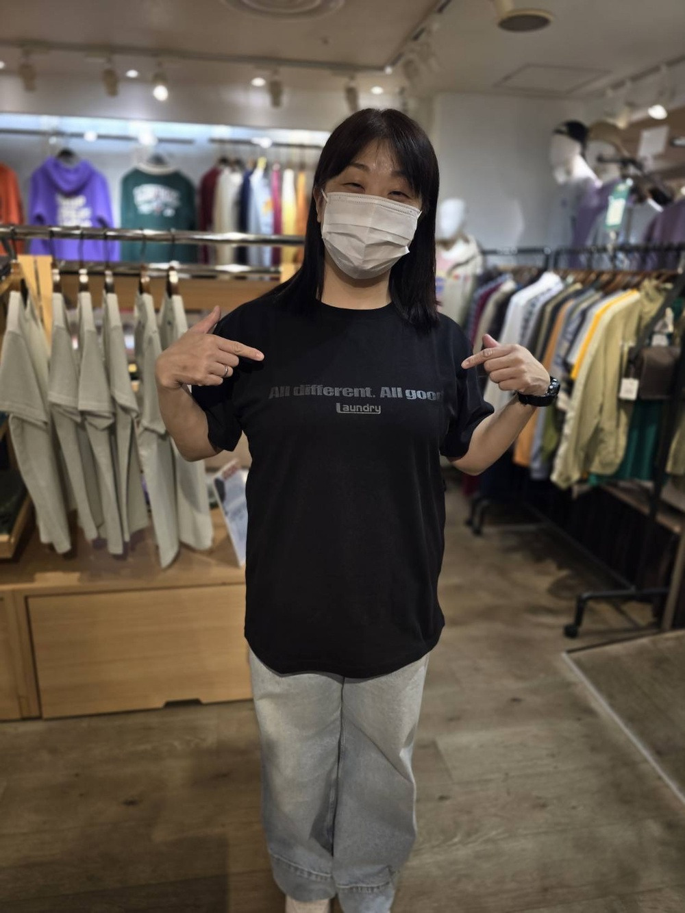 【新品未開封】ランドリーTシャツ 【Rumania Montevideo】 新品未開封】コインランドリーTシャツ 【Rumania Montevideo